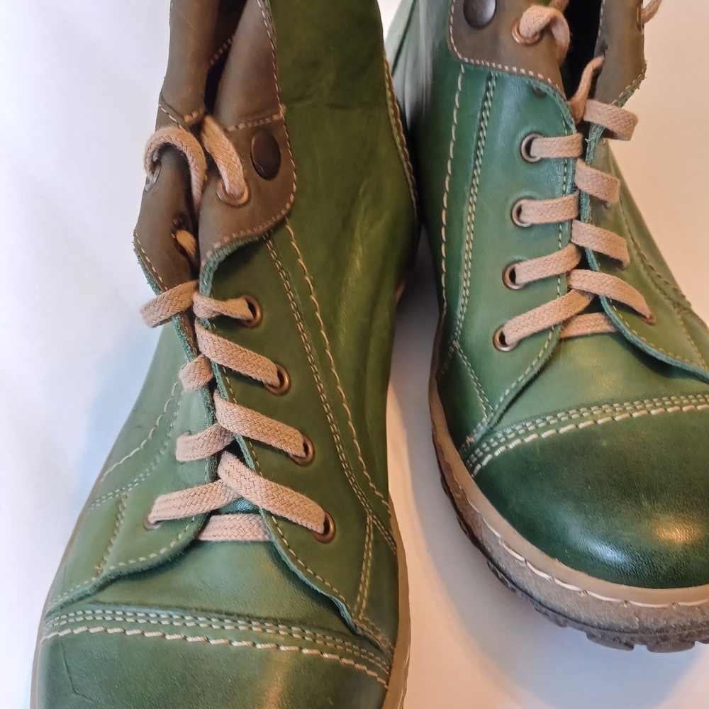 Green Ankle Boots for Women - Picture 9 of 9